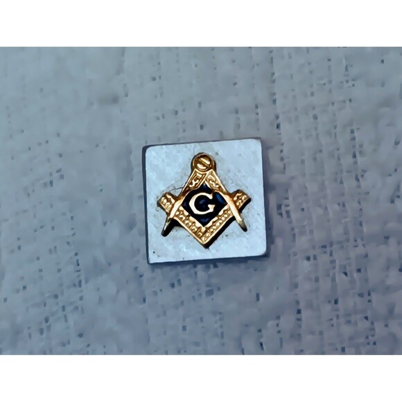 Vintage Masonic Square & Compass Tie Tac / Lapel Pin 12 mm - Picture 11 of 12